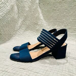 André blue stretchy strap block short heel woman’s 39
